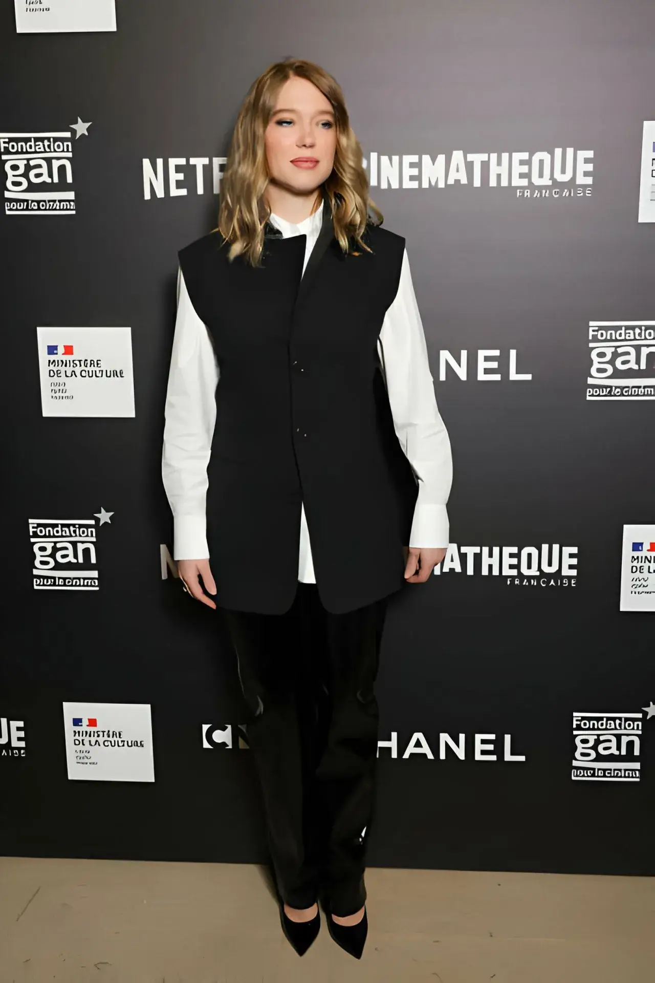 Lea Seydoux Photoshoot at La Bete Premiere in Paris